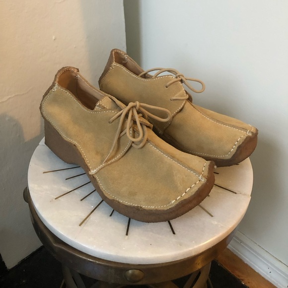 Yellow Box Shoes - ▪️groovy suede shoes▪️vintage lace up y2k 90s